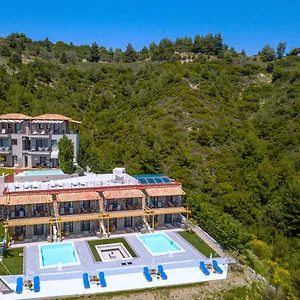 Koumaros Aparthotel